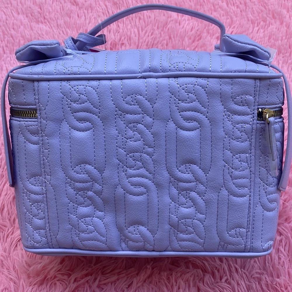 💜 Betsey Johnson Lavender Vanity Train Case